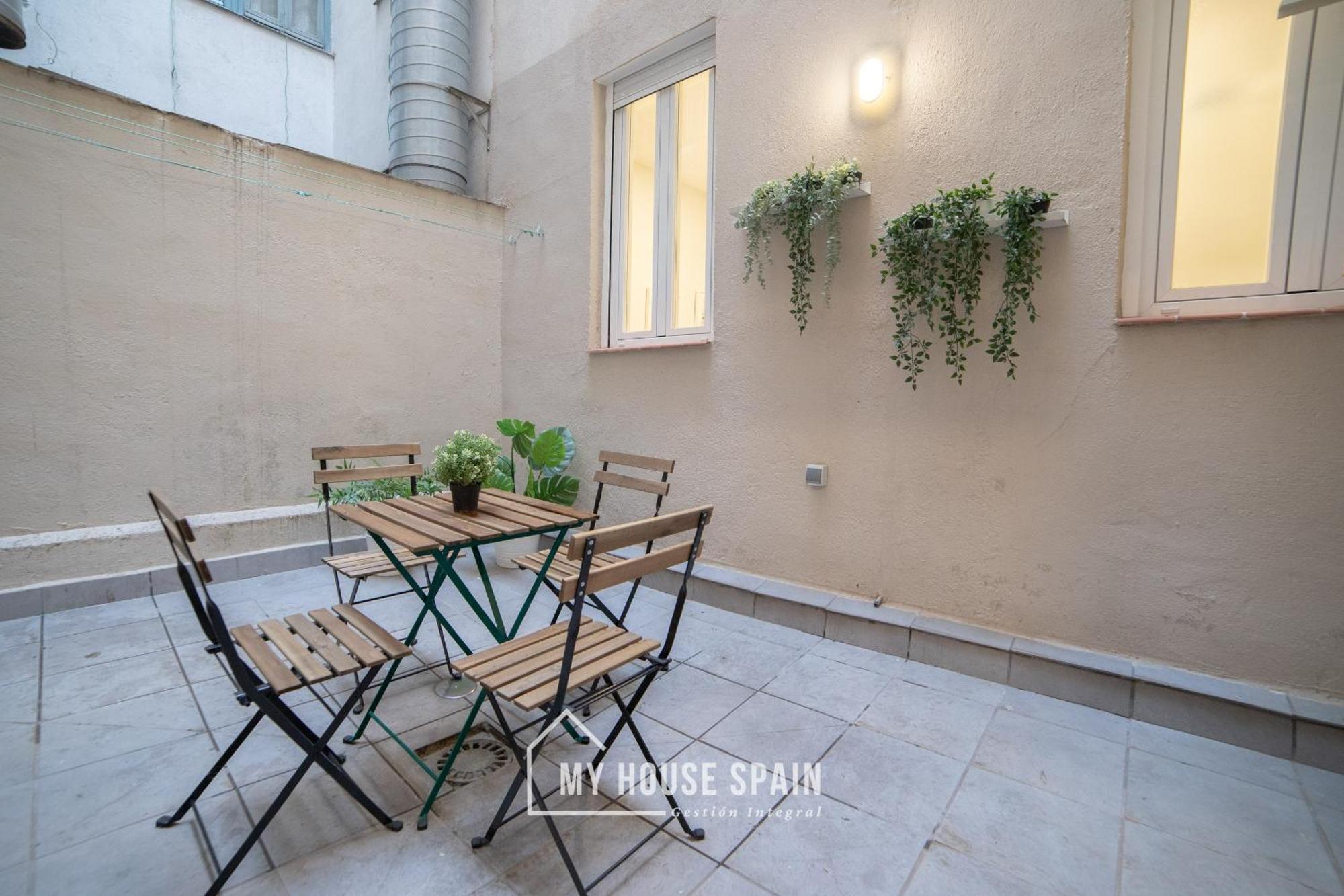 Myhousespain - Acogedor Piso Con Patio En Chamberi Madrid Exterior foto